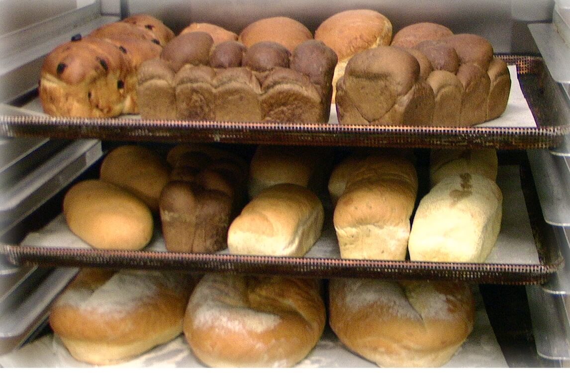 A photo of bread on the shelf